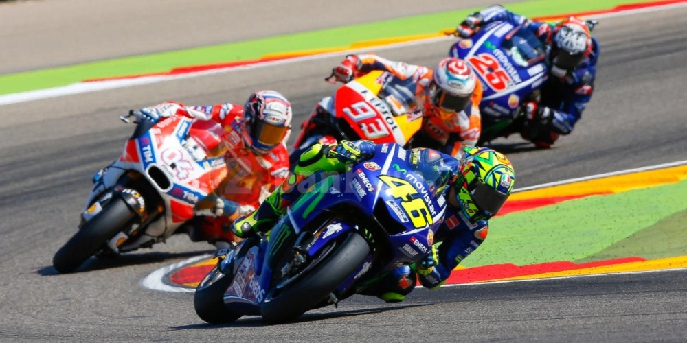 Valentino rossi 1 tuần trước tôi chưa biết mình có đua được hay không