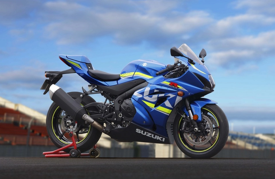 Vì sao suzuki gsx-r1000 được đánh giá là sportbike tốt nhất năm 2017 