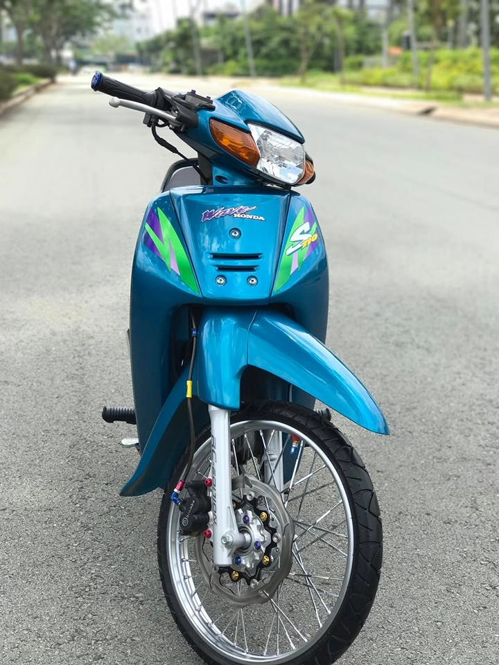 Wave 110cc con xe già hơn 20 tuổi tâm huyết của biker sài gòn