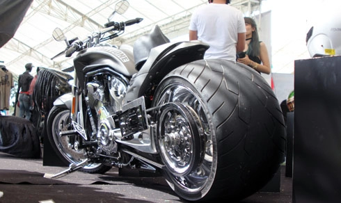  xế độ độc harley-davidson v-rod của dân chơi sài gòn 