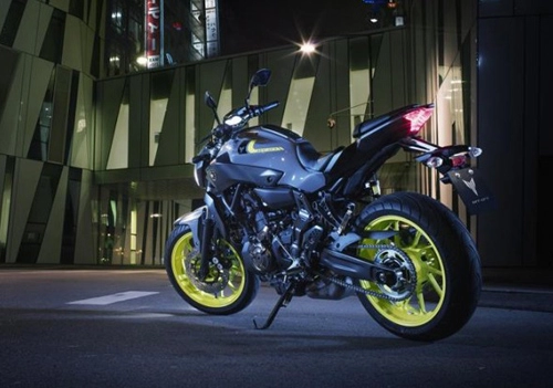 Yamaha mt-07 có thêm màu mới giá 1855 triệu đồng