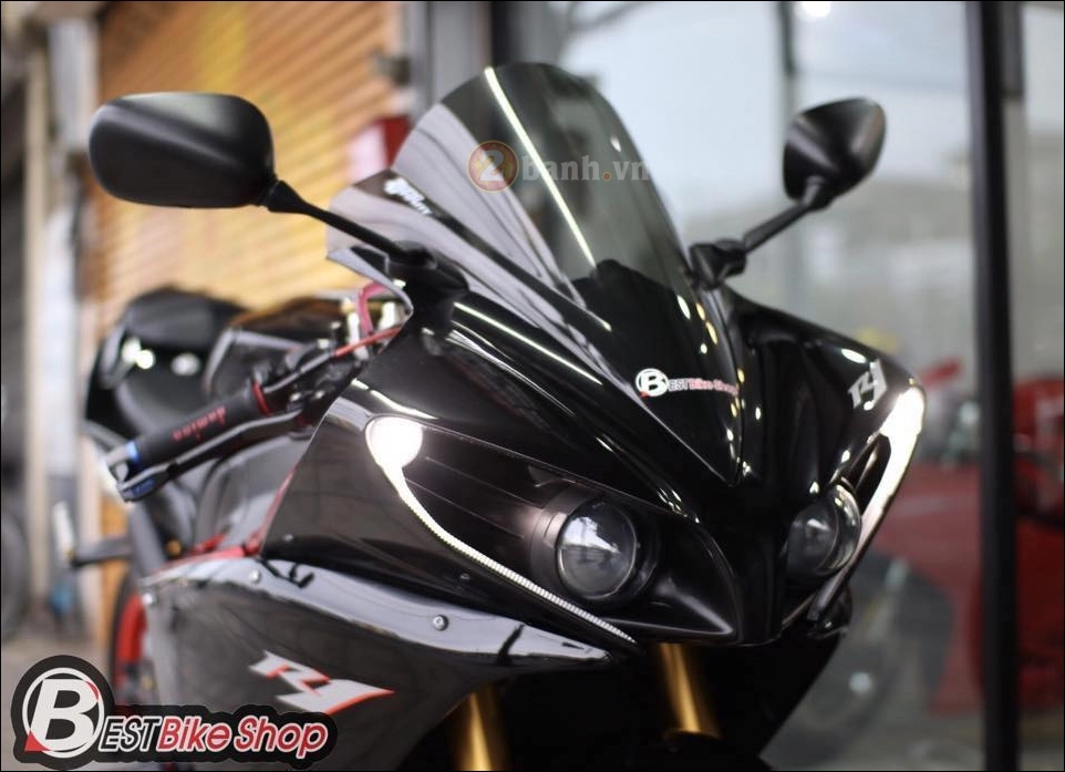 Yamaha r1 độ cùng phong thái hầm hố của kẻ dẫn đầu yamaha