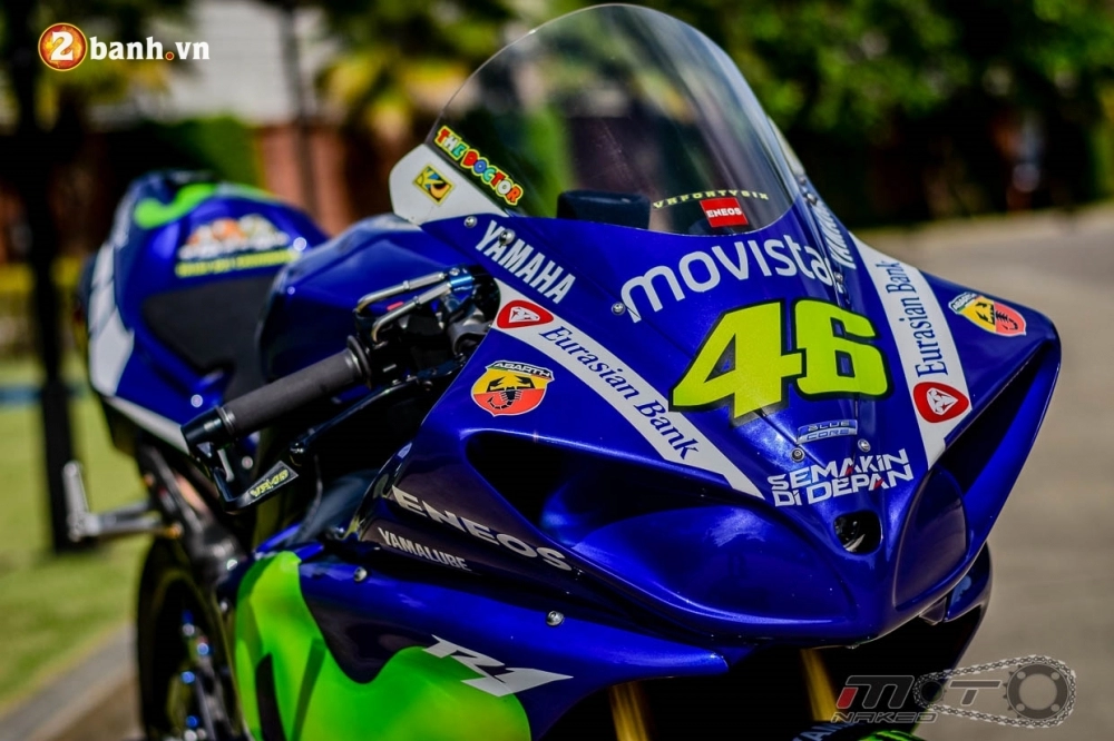 Yamaha r1 rực rỡ trong bản độ movista motogp 46