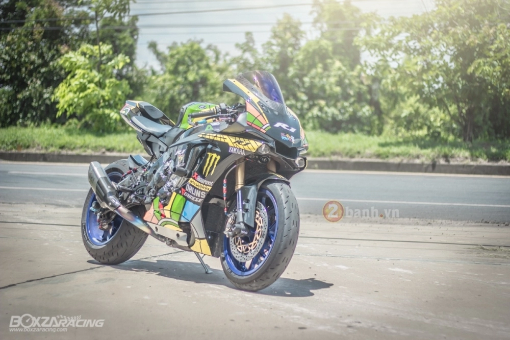 Yamaha r1 trùm cuối phân khúc yzf rạng ngỡ trong bản độ valentino rossi