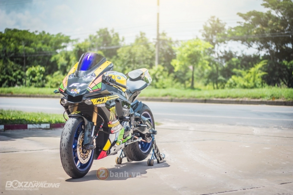 Yamaha r1 trùm cuối phân khúc yzf rạng ngỡ trong bản độ valentino rossi