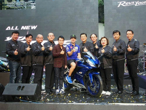 Yamaha r15 v30 có về việt nam hay không