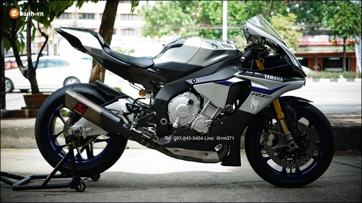 Yamaha r1m độ phiên bản dành cho đường đua