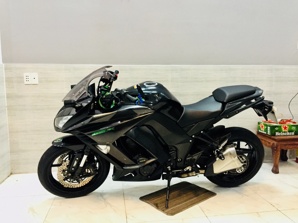 Z1000sx abs 2015 châu âu sport touring full power ktrc 3mode bstp zin keng vừa lột keo trong